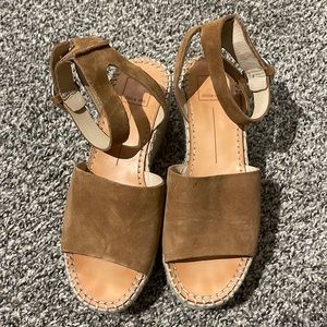 Dolce Vita Espadrille Wedge size 9